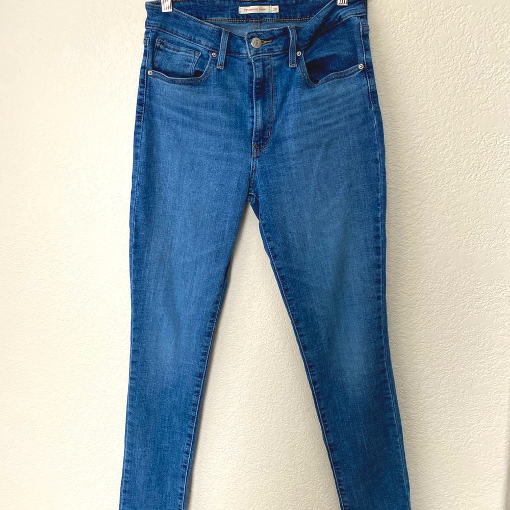 721 Levi’s high rise skinny women’s jeans